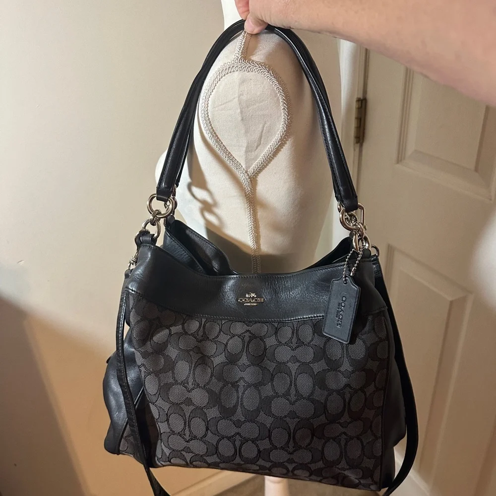 Coach Lexy Shoulder Bag.